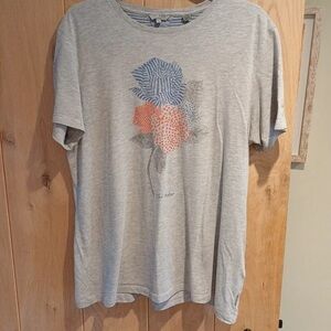 Lulu's Light Gray Floral Graphic Tee
